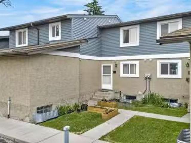 Condo for sale in Wedgewood, Alberta