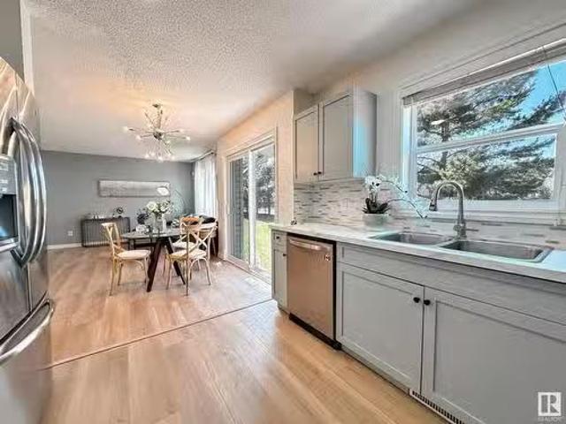 Condo for sale in Wedgewood, Alberta