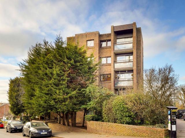 Apartment for rent in Royal Borough of Kingston upon Thames, Greater London