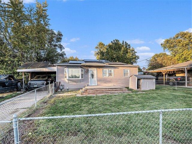House for sale in Council Bluffs, Iowa