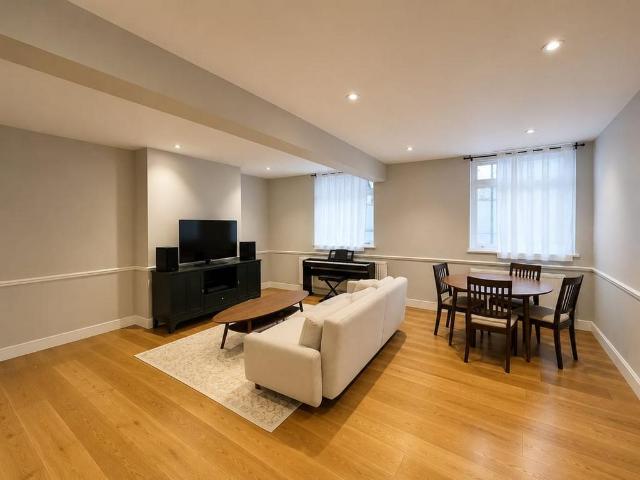 Apartment for rent in London Borough of Lewisham, Blackheath