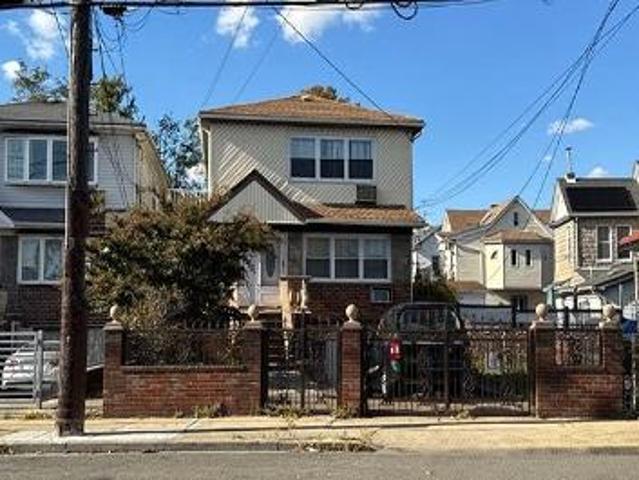 House for sale in Arverne, New York