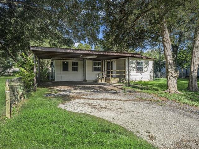 House for sale in Santa Fe, Texas