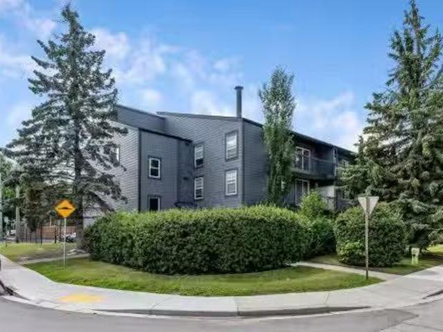 Condo for sale in Northwest, Alberta