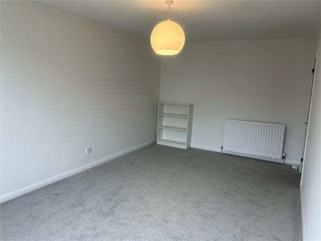 Apartment for rent in Woodcote, Epsom