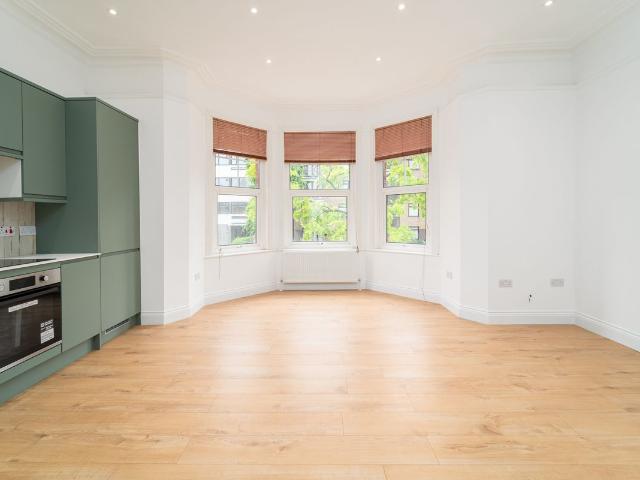 Apartment for rent in Shepherd's Hill, Crouch End
