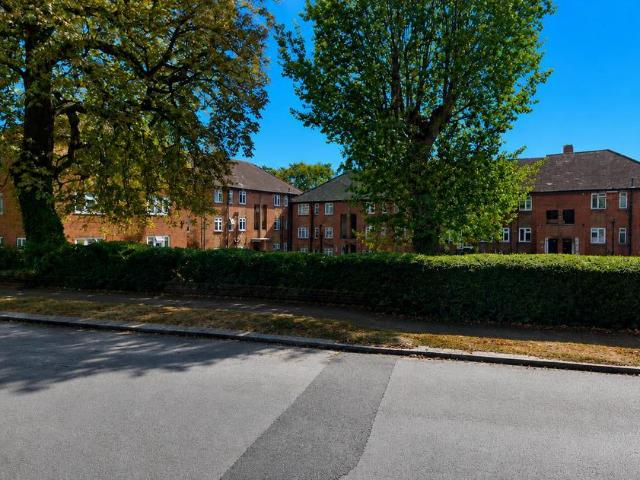 Apartment for rent in Southgate, Oakwood