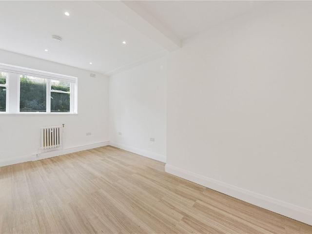 Studio for rent in Belsize Park, Primrose Hill