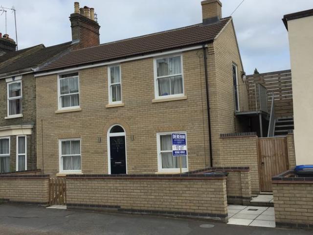 Apartment for rent in Heigham Grove, East Bank