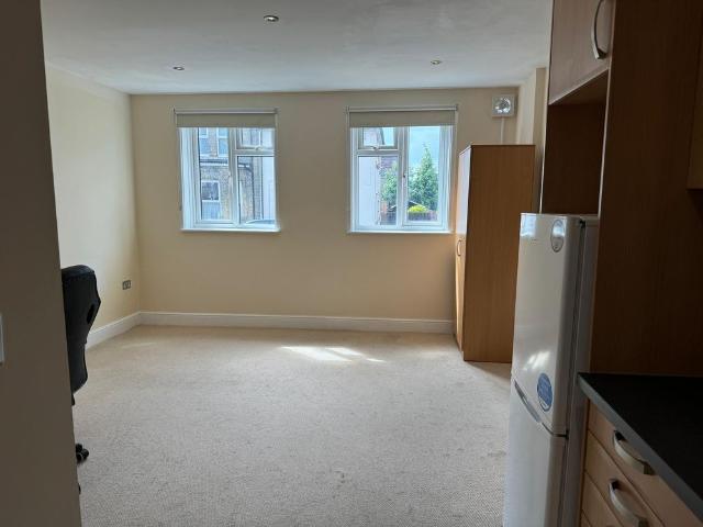 Studio for rent in Portswood Park, City Of Southampton