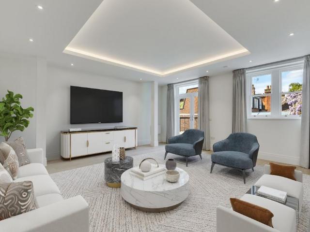 Apartment for rent in St. John's Wood, Greater London