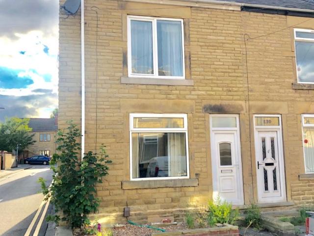 Studio for rent in Wath Upon Dearne, Isle Of Man