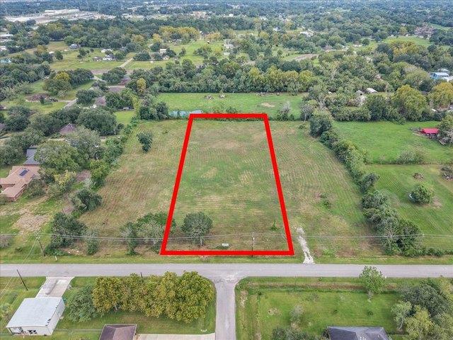 Land for sale in Santa Fe, Texas