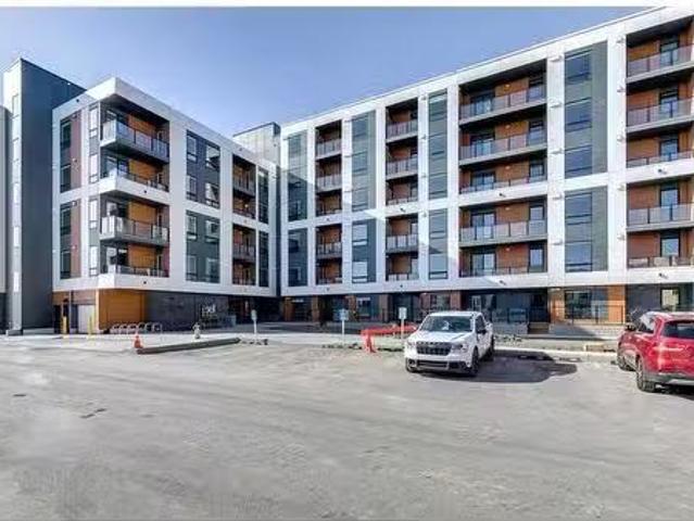 Condo for sale in Northwest, Alberta