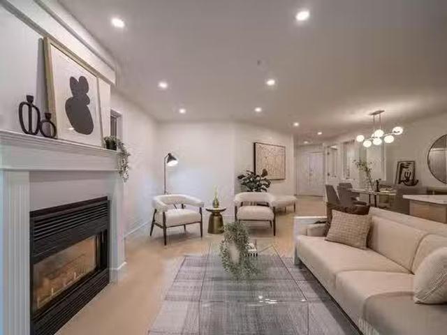 Condo for sale in Surrey, British Columbia