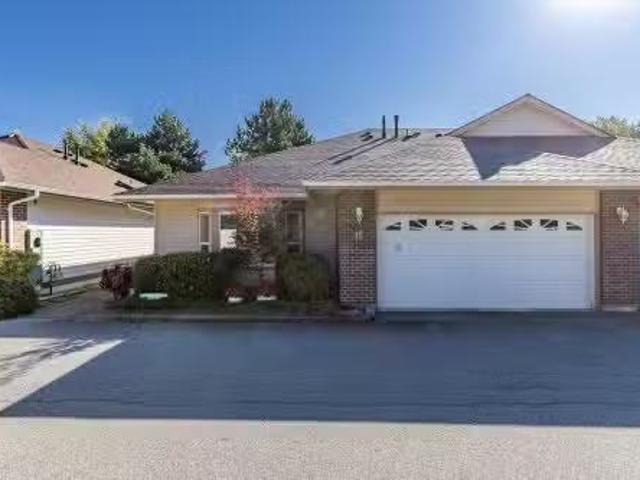 House for sale in Clayton Heights, Surrey