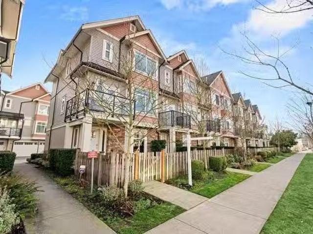 House for sale in Strawberry Hill, Surrey