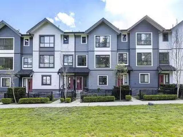 House for sale in South Surrey, Surrey