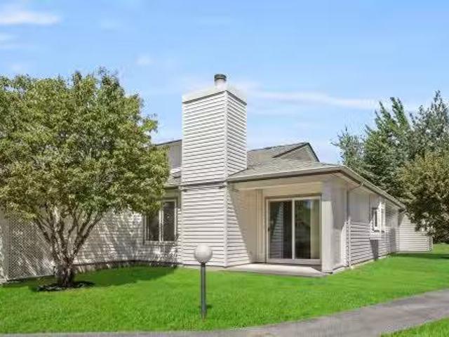House for rent in Surrey, British Columbia