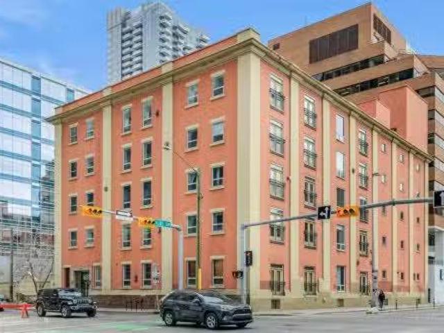 Condo for sale in Northwest, Alberta