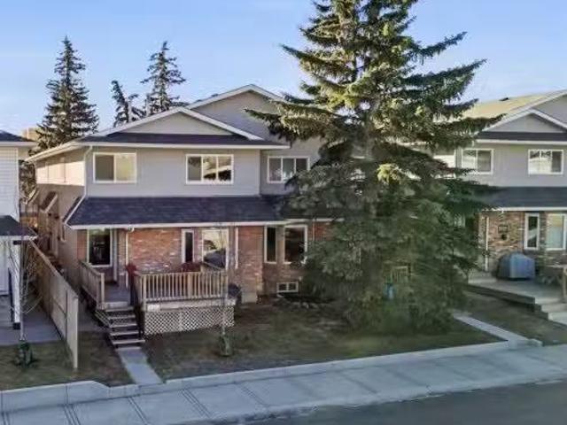 Condo for sale in Northwest, Alberta