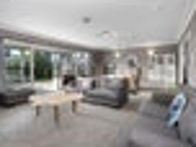 Apartment for rent in The Avenues, Tauranga
