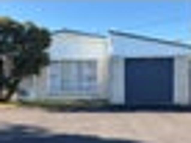 Townhouse for rent in Omokoroa, Bay Of Plenty