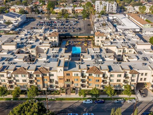 Apartment for rent in North Hollywood Neighborhood Council District, Canoga Park