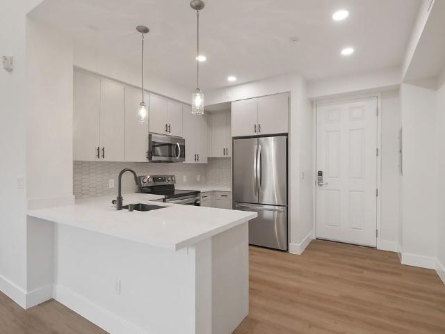 Apartment for rent in North Hollywood Neighborhood Council District, Canoga Park