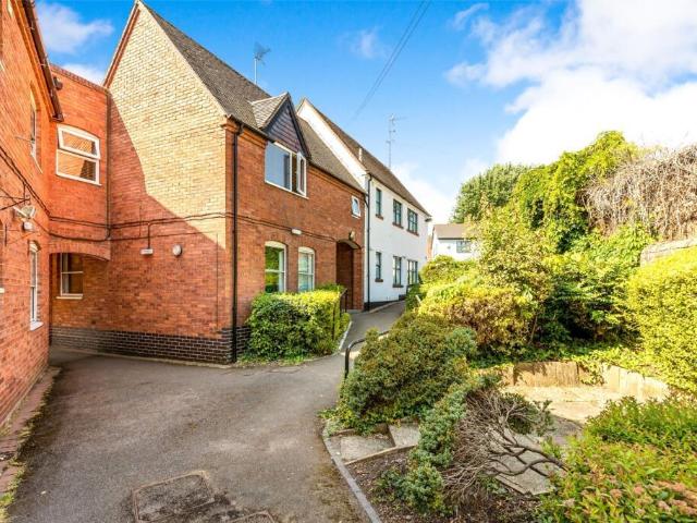 Apartment for rent in Cliff Hill, Green Close