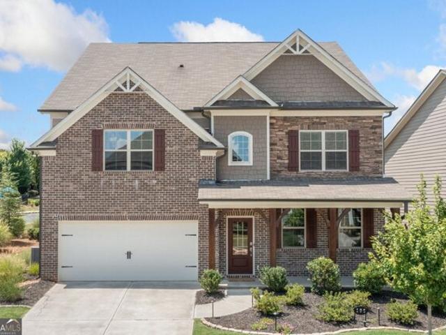 House for sale in Canton
