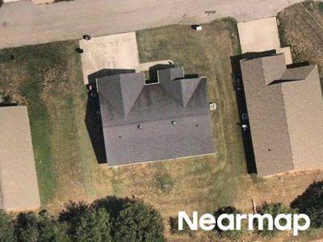 House for sale in Poplar Bluff, Missouri
