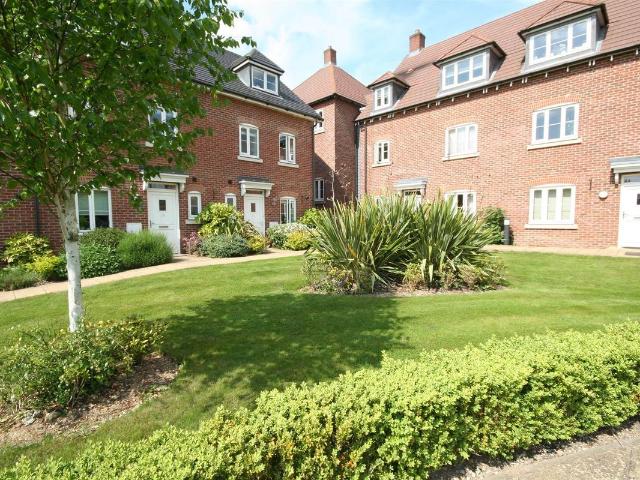 Apartment for rent in Frogmore, Five Acres