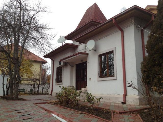 Casă închirieri în București