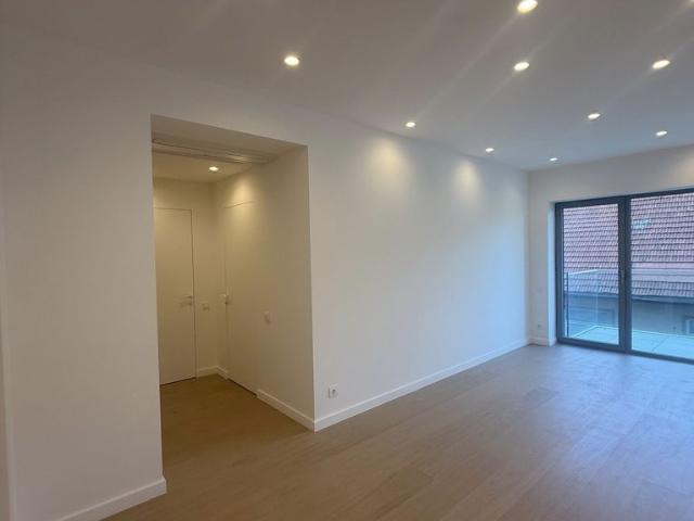 Apartament vânzări în Romani