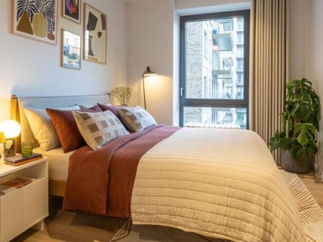 House for rent in Brent Cross, Greater London