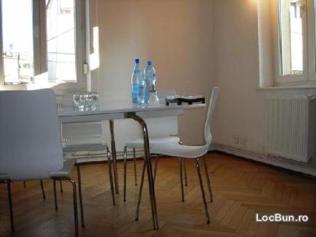 Apartament vânzări în Romani