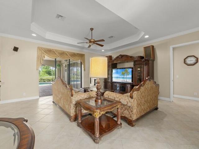 House for sale in Bonita Springs