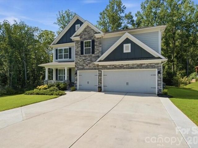 House for sale in Troutman, North Carolina