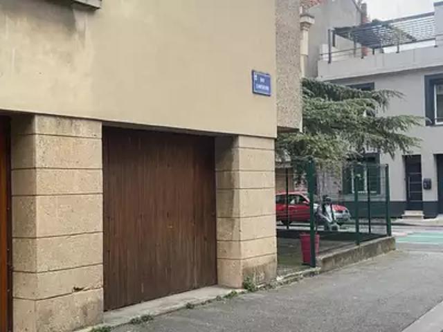 Garage vente à Avignon