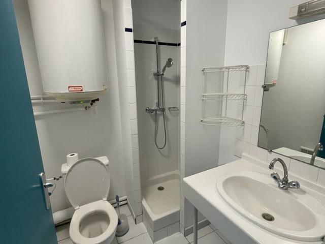 Studio location à Avignon