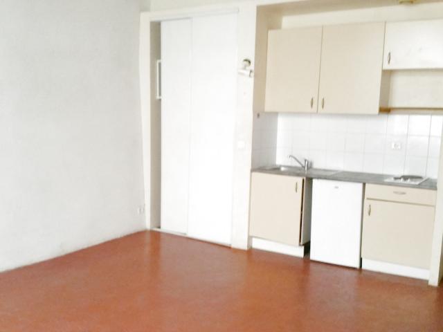 Studio location à Avignon