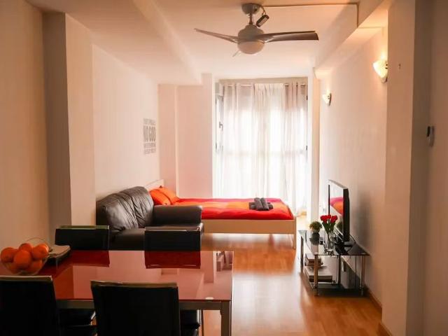 Apartamento en alquiler en Benicalap, València