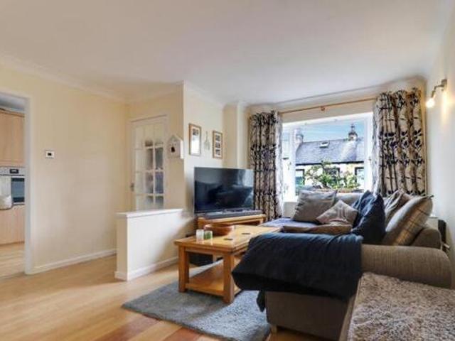 House for sale in Huddersfield, West Yorkshire