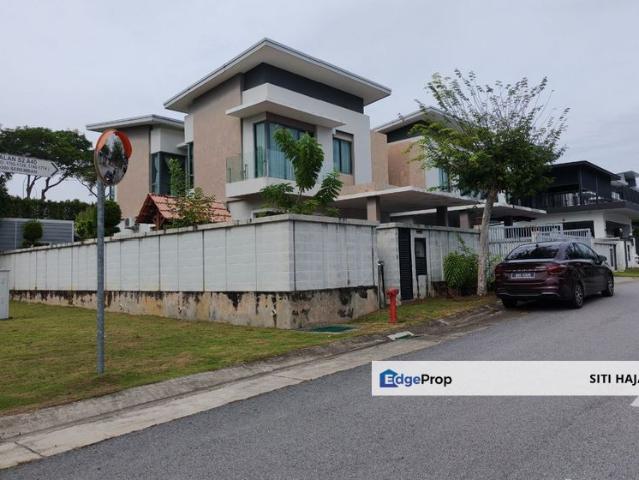 House for sale in Sendayan Village, Negeri Sembilan
