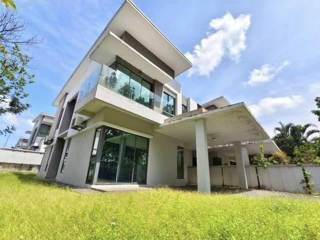 Residential House for sale in Sendayan Village, Negeri Sembilan