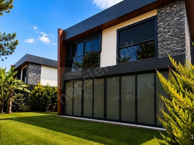 Karaova, Kuşadası içerisinde satılık Villa