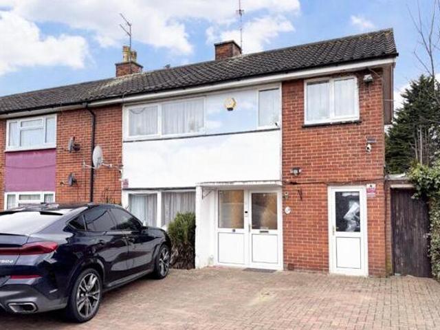 House for sale in Northampton, Northamptonshire