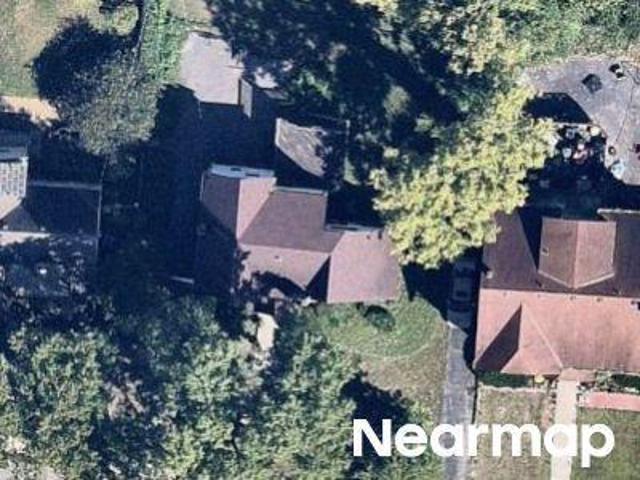 House for sale in Roselawn, Ohio