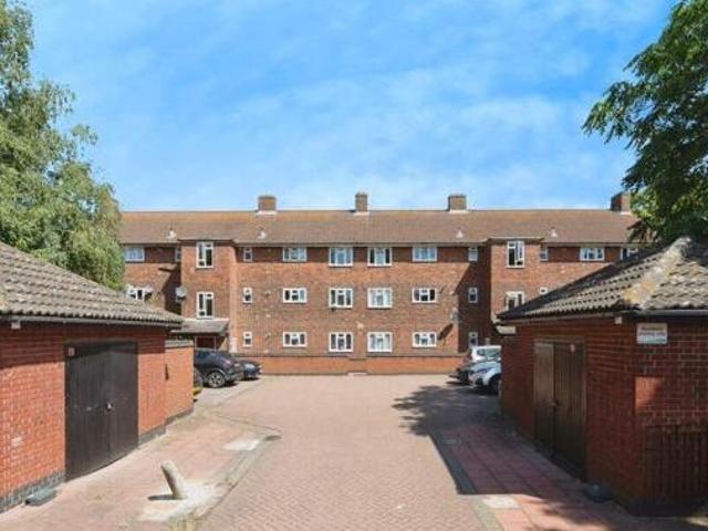 House for sale in South Ockendon, Essex